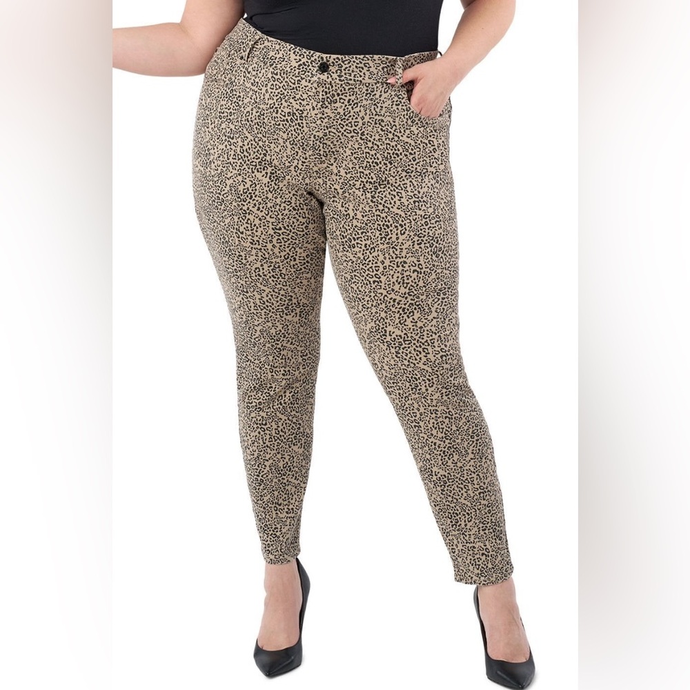 Seven7 Leopard Print Skinny Jeans size 16